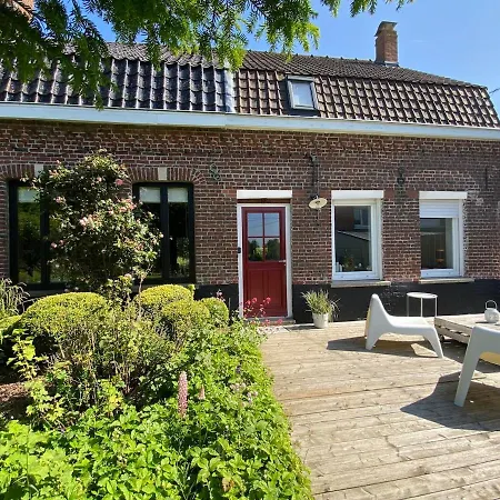 Сasa de vacaciones Het Oude Stadhuis, Maison Flamande Avec Jardin Situee Entre Lille And Dunkerque Eecke