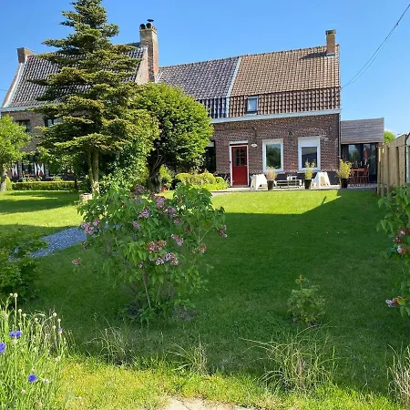 Het Oude Stadhuis, Maison Flamande Avec Jardin Situee Entre Lille And Dunkerque * Eecke
