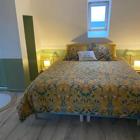 Het Oude Stadhuis, Maison Flamande Avec Jardin Situee Entre Lille And Dunkerque * Eecke