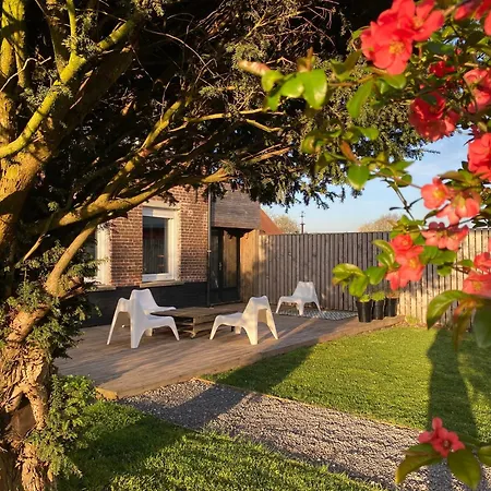 Сasa de vacaciones Het Oude Stadhuis, Maison Flamande Avec Jardin Situee Entre Lille And Dunkerque *